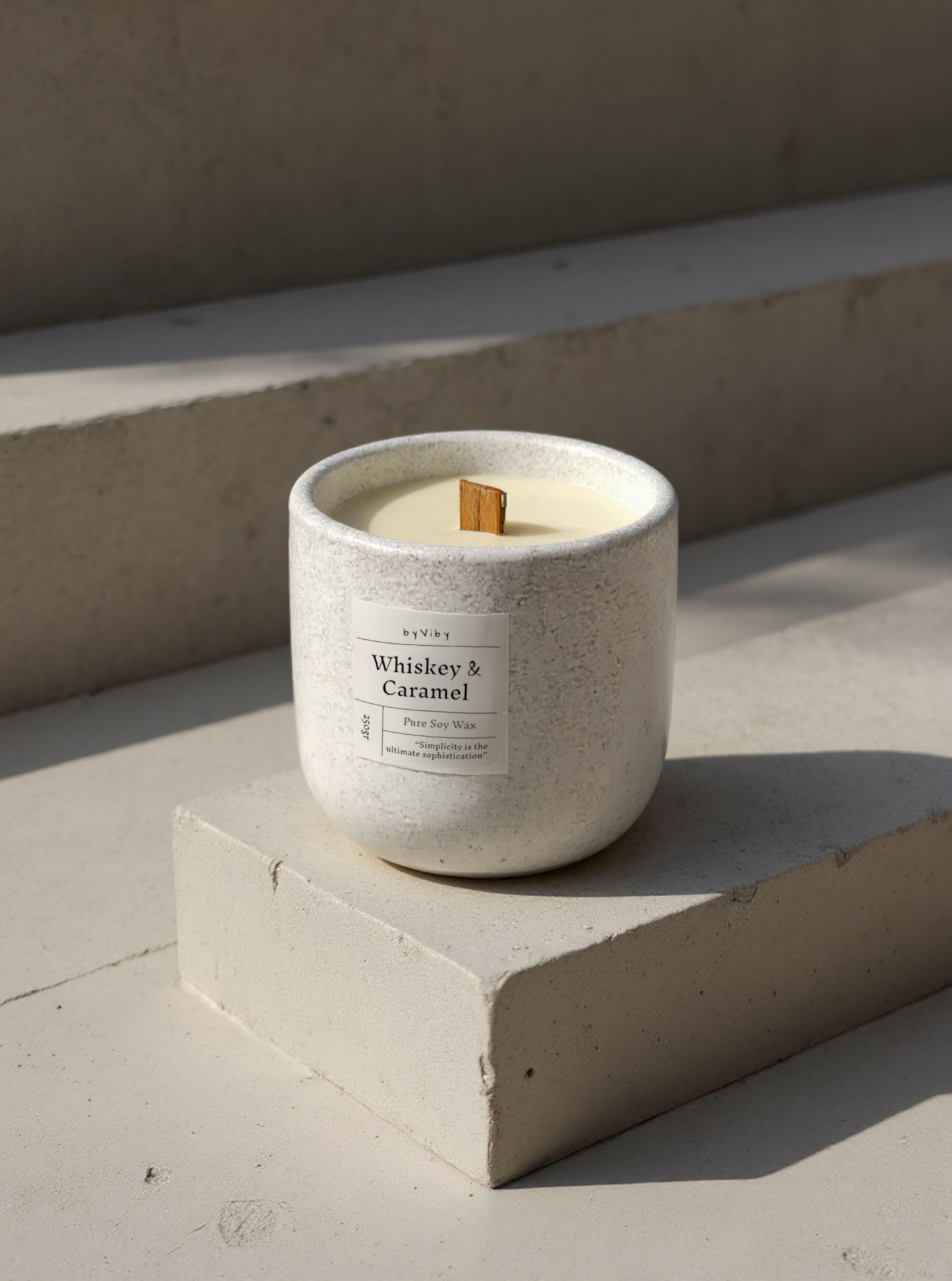 Whiskey & Caramel - Scented Candle